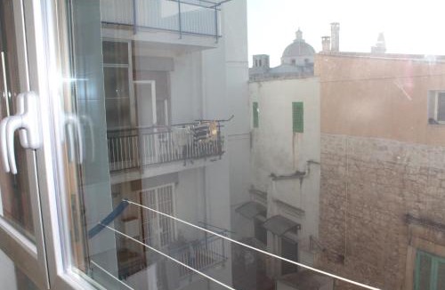 Giovinazzo Apartment | Casa Gialì - sea ​view home for family