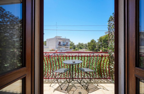 Municipio 5 Apartment | Casa Merlino - Triple Room with Balcony