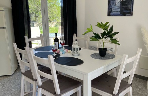 Manduria House | Casa "onda Blu": Exklusives Ferienhaus mit Poolparadies und Mediterranem Flair