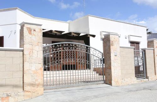 Posto Rosso Apartment | Casa vacanza Francesca con vista mare