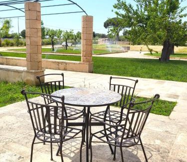 Castromediano Bed & Breakfast | Casina Fontana Bed & Breakfast
