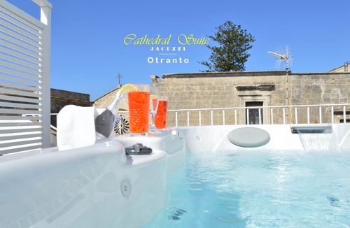 Otranto Historic Centre House | Cathedral Suite | Otranto with private rooftop JACUZZI Luxury aparthotel