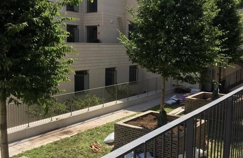 Newington Apartment | Central & Secure 2BR 2Bath flat minutes from the London Eye!