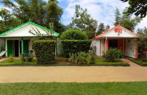 Foulpointe House | Charming house with sea view in Foulpointe + Enclosed garden.