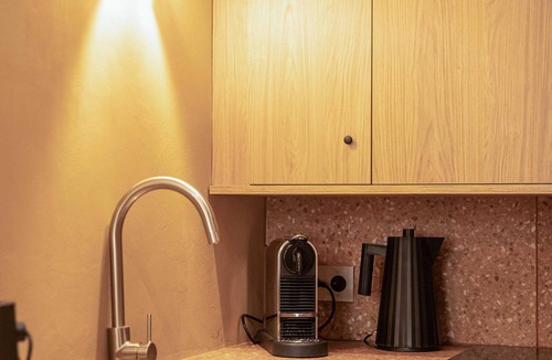 Old Town Apartment | Charming Studio With A/C - 2P - Center St Tropez