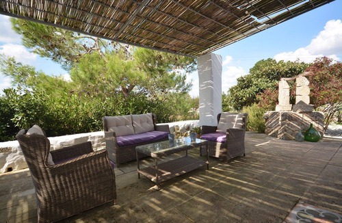 Castro House | Charming villa with large garden and proximity to the sea