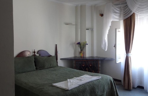 Nifas Silk-Lafto House | Choice Pension