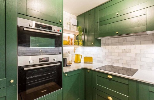 Campden Apartment | Classy Notting Hill Nest
