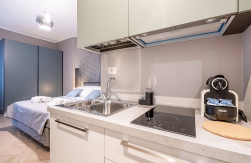 Municipio 2 House | Coco - Elegance Boudoir
