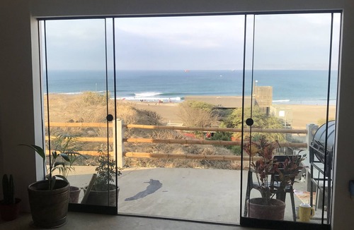 Lobitos House | Confortable room with the best beach view in all Lobitos