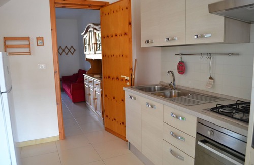 San Foca Apartment | Cosy Apartment near the Beach with Patio & Balcony
