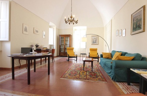 Gravina in Puglia Apartment | Cozy apartment in Gravina in Puglia -BA-