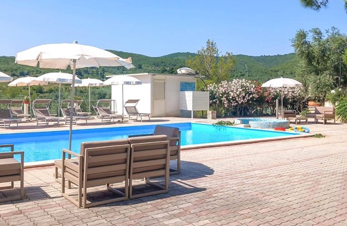 Chiesiola Apartment | Cozy apartment in Vieste with WiFi