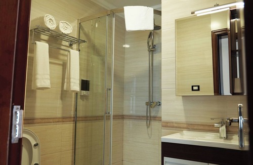 Bole Hotel | Crescent International Hotel