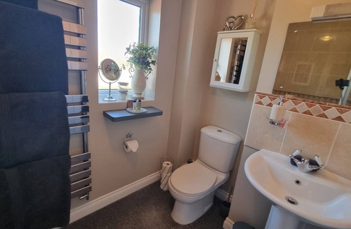 Weston-super-Mare Bed & Breakfast | Dungarvon House B&B