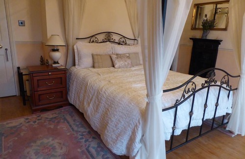 Kingswood House | Edderton Hall Country House