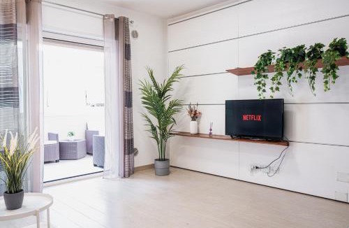Municipio 2 Apartment | "Elegant Apartment" - Bari Cozy Stay & Netflix