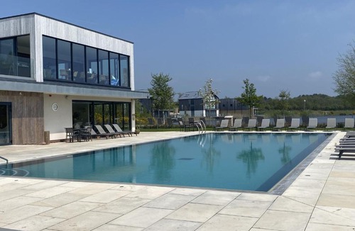 Holworth House | Equinox