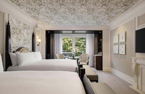 Englefield Green Hotel | Fairmont Windsor Park
