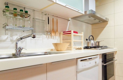 Banqiao Apartment | Family 3/2 Residential Skyrise above Mrt Supermarket Gym Running Track