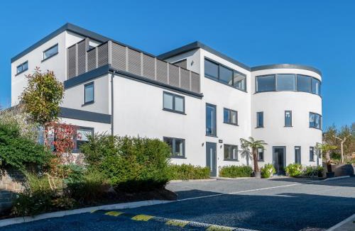 Cradley House | Fantasia - Uk46009