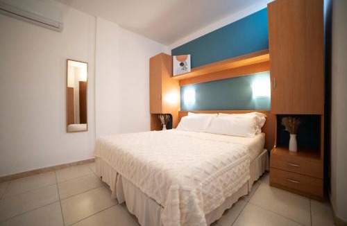 Mattinata House | Ferienwohnung ulivo mit Pool und Privatstrand