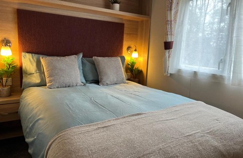 Tiptoe Resort | Forest & Beach Escape