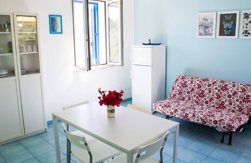 Marina di Novaglie Apartment | Fresh and bright apartment 350 meters from the sea