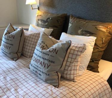 Simrishamn Bed & Breakfast | Glimminge Bed & Breakfast
