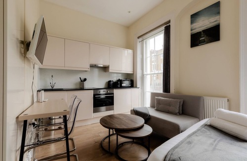Bryanston and Dorset Square Hotel | Gloucester Place Studios