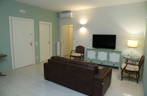 Trani House | Green Penthouse Maison & Suite, Member of Relaxury