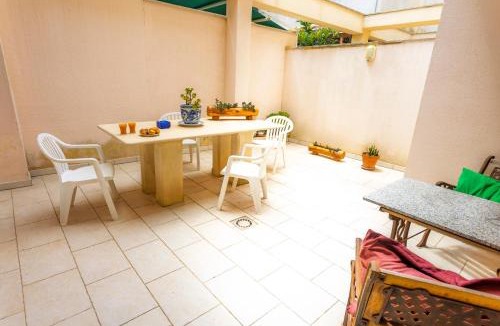 Uggiano la Chiesa Apartment | Green Tulip - Beauty Apartment with Garden