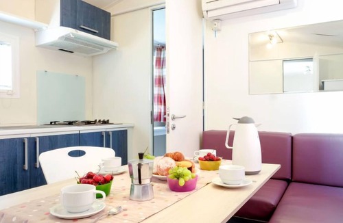 Torre Rinalda House | Happy Camp Mobilhome Torre Rinalda by Interhome