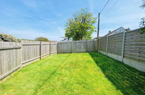 Saint Gennys Cottage | Hawthorn