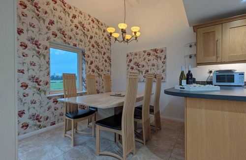 Kirkby Lonsdale Cottage | High View Meadows