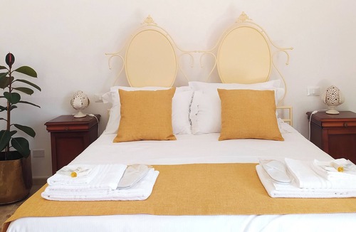 Maglie Bed & Breakfast | Historic home with a breathtaking garden in the heart of Salento