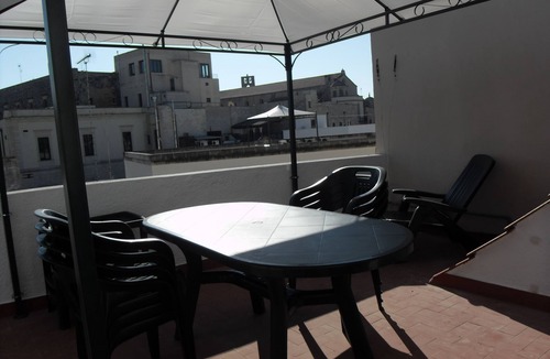 Otranto Historic Centre House | Historic house a few steps from the sea with terrace overlooking the castle
