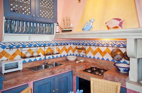 Otranto Historic Centre Apartment | Historic House Facing Castle in Otranto. Spectacular sea views.