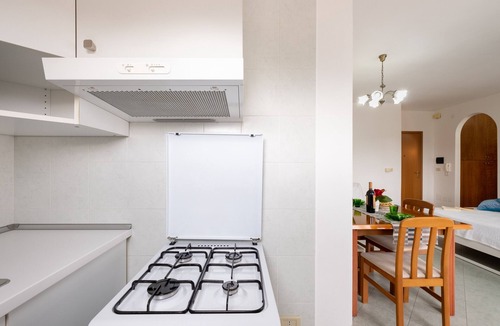 Otranto Apartment | Holiday Apartment "Gaia" with Air Conditioning and Balcony