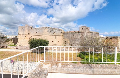 Otranto House | Holiday Home 'Casa Sveva A Otranto Vista Mare' with Private Terrace and Air Conditioning