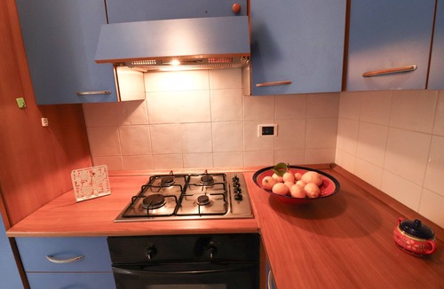 Otranto House | Holiday Home 'Casa Zara A Otranto' with Balcony, Wi-Fi and Air Conditioning