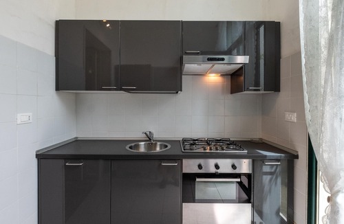 Uggiano la Chiesa House | Holiday Home "Papadia - Trilocale Gelsomino" with Pool, A/C & Wi-Fi