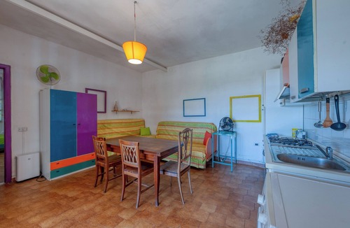 Giorgilorio House | Holiday Home 'Sprocketlandia' with Private Terrace, Shared Garden and Wi-Fi