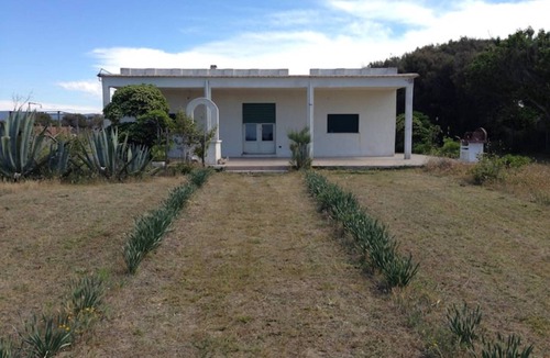Lesina House | Holiday Home 'Stella Marina' with Sea View, Garden & BBQ