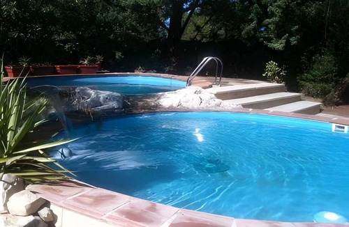 Molfetta House | Holiday home with pool and air conditioning