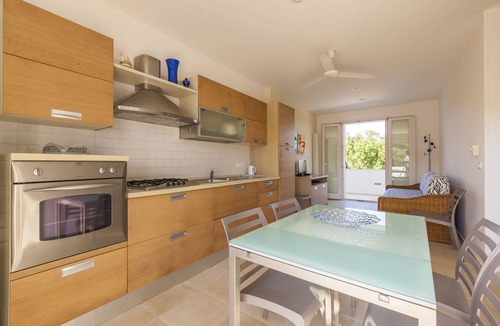 Castro House | Holiday home with sea-view terrace in Castro