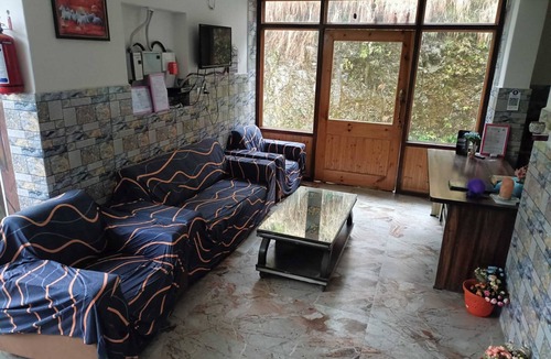 Dalhousie Hotel | Hotel Satya