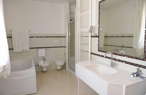 Gioia del Colle Hotel | Hotel Svevo