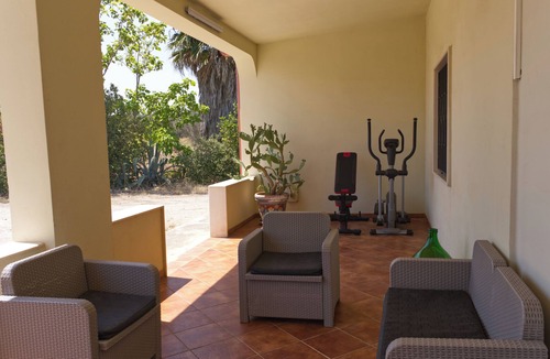 Mesagne Villa | Indipendent semi-detached Villa in the countryside, surrounded by greenery