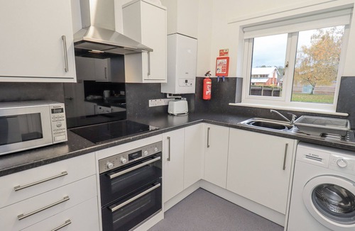 Eamont Bridge House | JUBILEE THREE BEDROOM HOUSE PET FREE, family friendly in Penrith